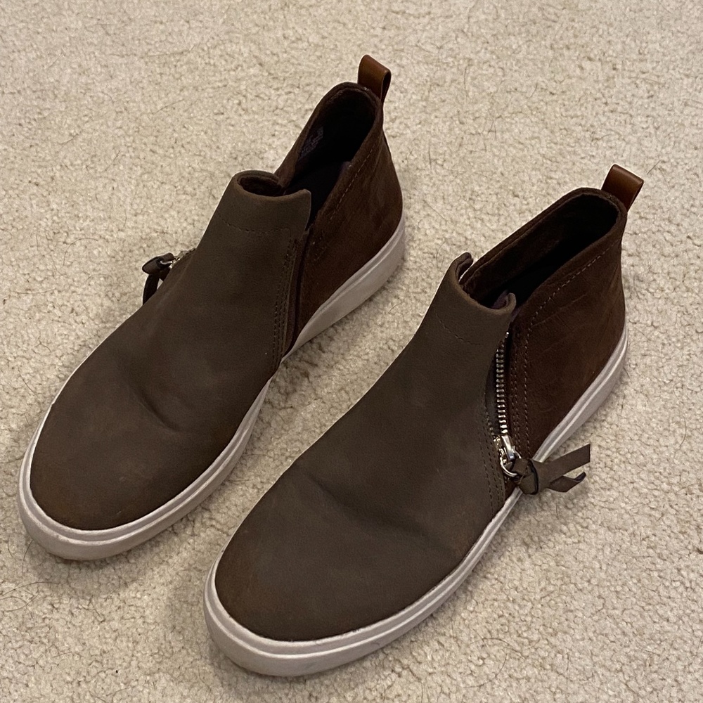 Dr Scholl's HIGH TOP SLIP-ON SNEAKER